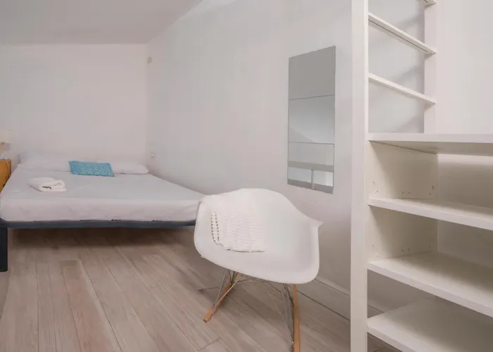 Laura Silent Loft Daire Floransa